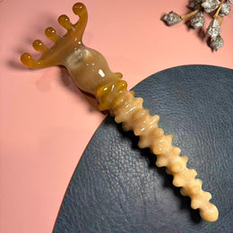 Large Yak Horn Scalp Rake — Translucent Amber, Slender Tines