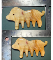 Argali Horn Golden Retriever Comb — Golden Silk Grain, Hand-Carved Scalp & Acupressure Tool