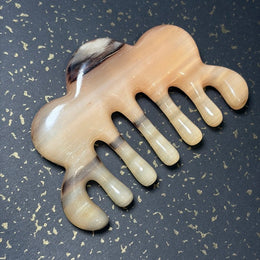 [Rare Ink-Wash Texture] Mature Argali Horn Scalp Massage Comb | Cloud-Shape Gua Sha Meridian Scraping Tool | 100% Natural, Eco-Friendly & Un-dyed