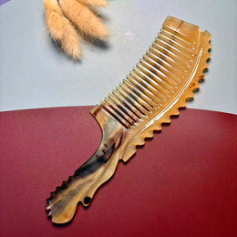 Argali Horn Zigzag Comb — Matching Wave-Edge Handle, Slim & Portable
